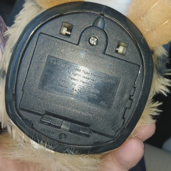 Furby from 1997 - Picture 4 of 4